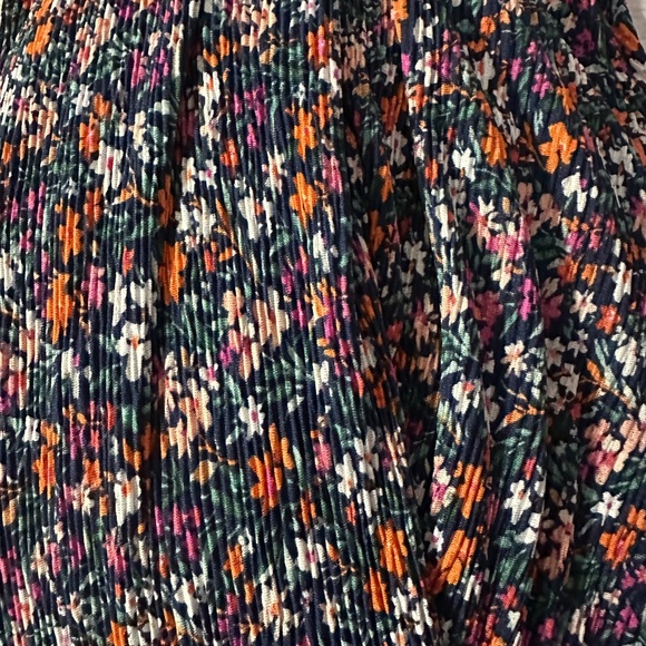 2/$40 RW & CO | Women’s Floral Maxi Skirt Flowy Multicoloured Pull On Waistband - Picture 6 of 8